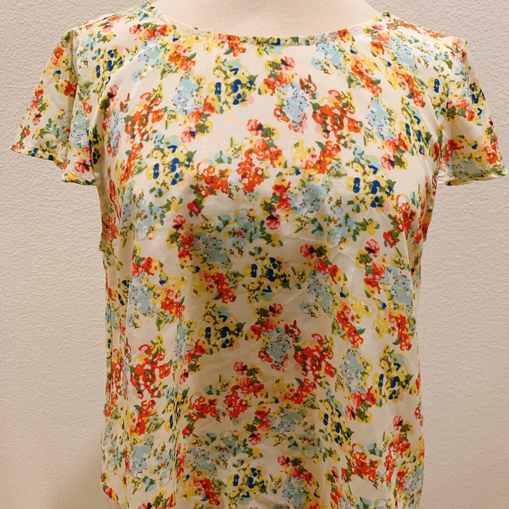 Flower silk top with bow back